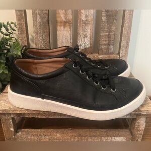 Vionic Winny Leather Embossed Detail Black Lace-Up Sneakers - Size: 6.5